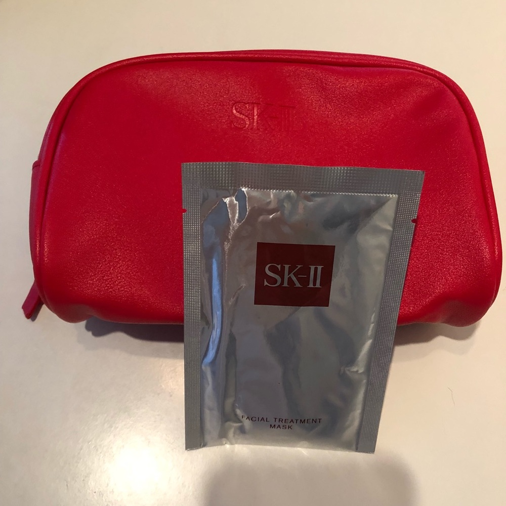 SK II Facial treatment musk with free makeup bag